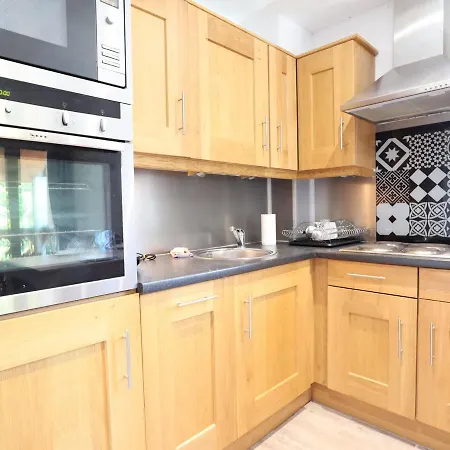 Cosy Au Vieux Village Avec Parking, Proche Des Pistes Et Telecabines - Fr-1-623-118 Apartment *